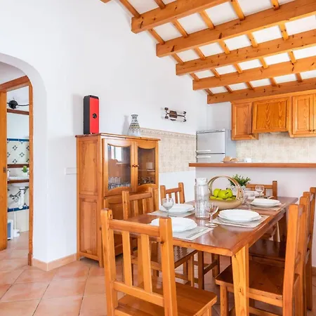 Villa Ingrid Porter By *