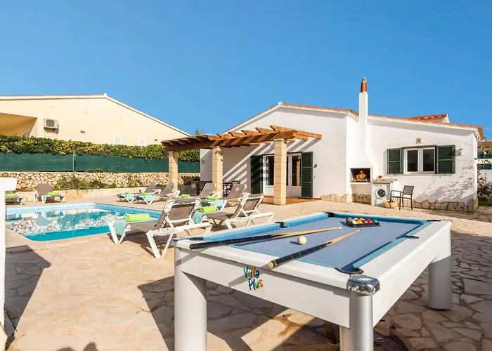 Ingrid Porter By וילה *