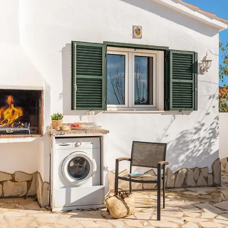 Villa Ingrid Porter By *